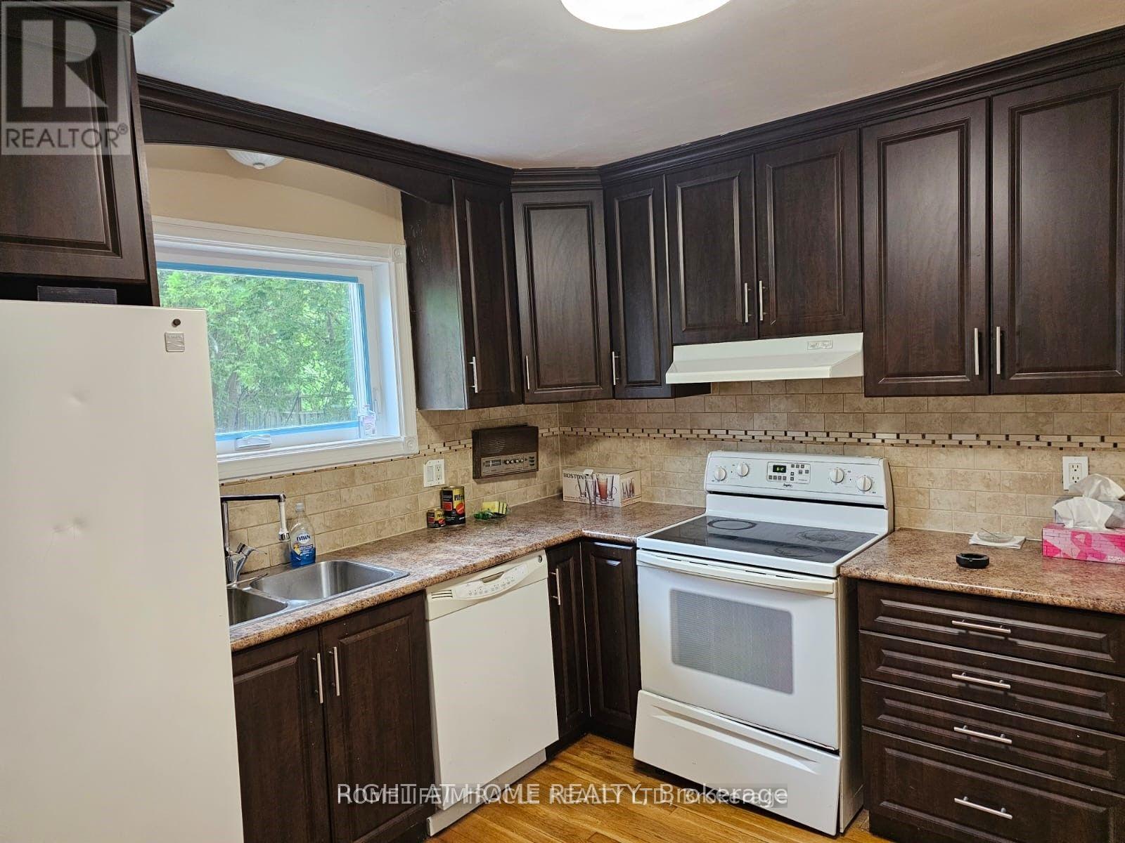 Main - 730 Sheppard Avenue, Pickering, Ontario  L1V 1G5 - Photo 5 - E12425342