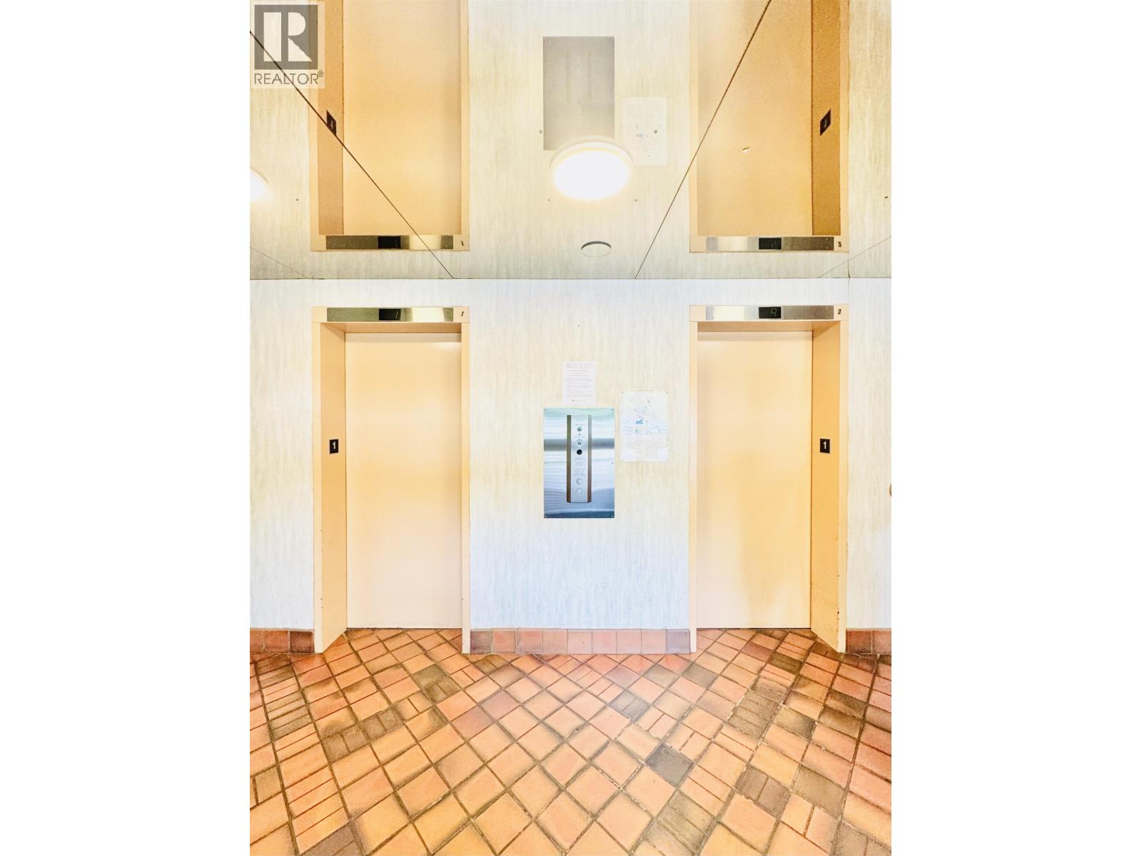 1704 4105 Maywood Street, Burnaby, British Columbia  V5H 4A3 - Photo 3 - R3039001