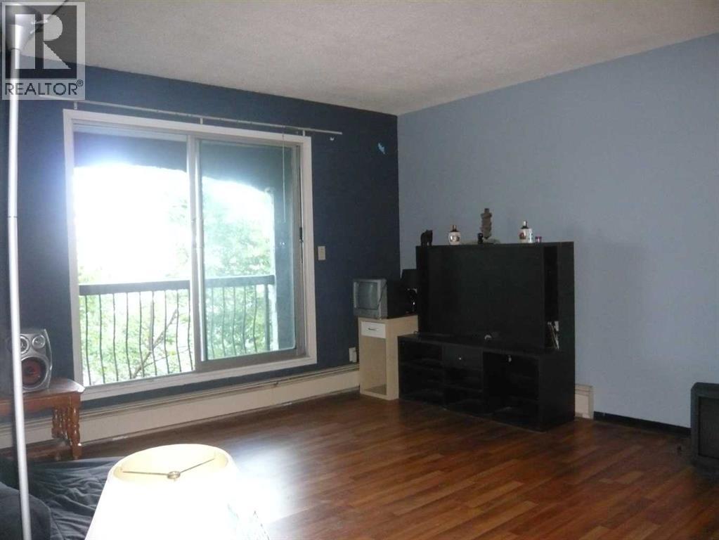 2410 14 Street Sw, Calgary, Alberta  t2t 3t6 - Photo 5 - A2259924
