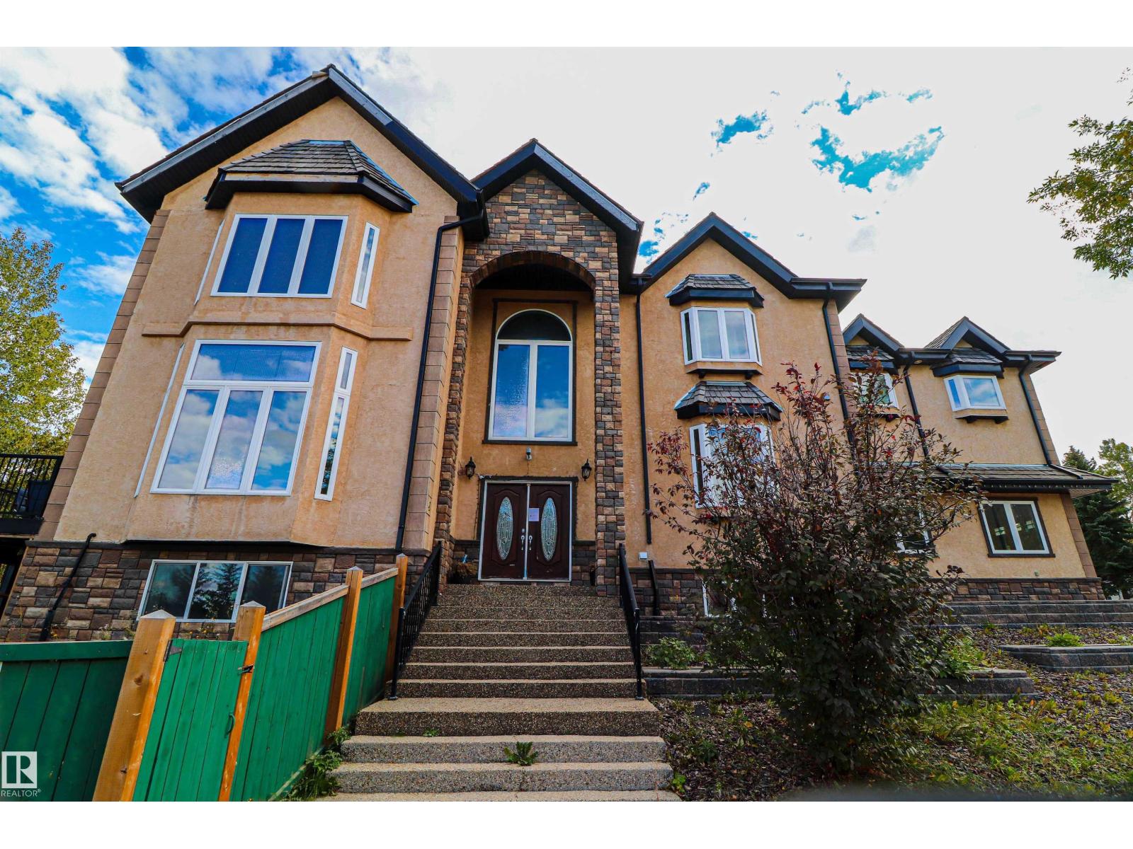 47 Blackburn Dr Sw, Edmonton, Alberta  T6W 1C5 - Photo 2 - E4459358