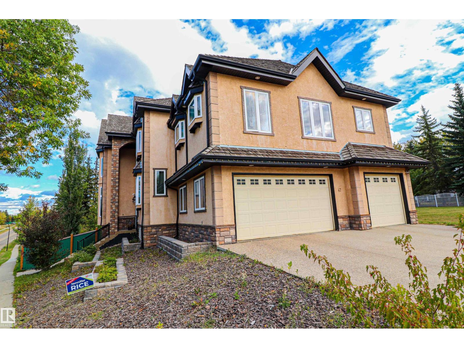 47 Blackburn Dr Sw, Edmonton, Alberta  T6W 1C5 - Photo 4 - E4459358