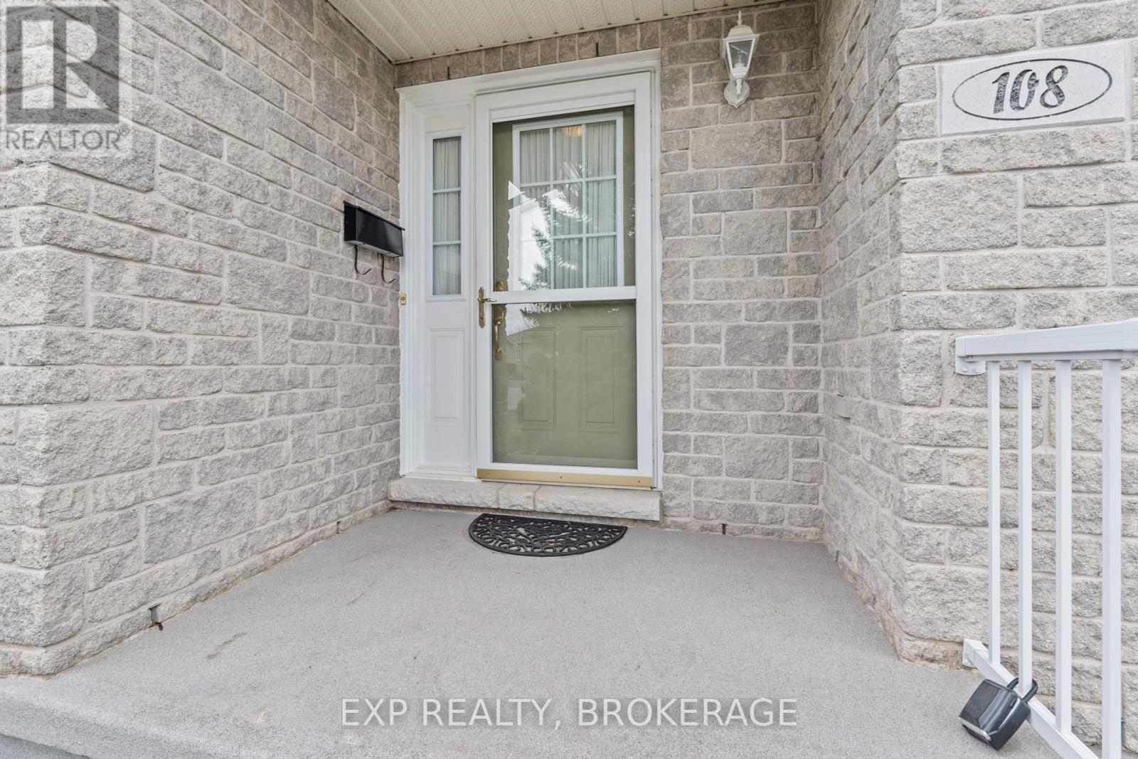 108 Sheridan Street, Kingston, Ontario  K7P 3H7 - Photo 3 - X12425382
