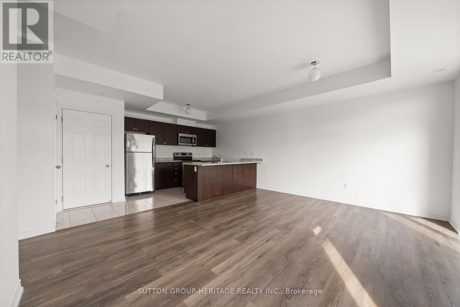 2598 William Jackson Drive, Pickering, Ontario  L1X 0E4 - Photo 11 - E12424892