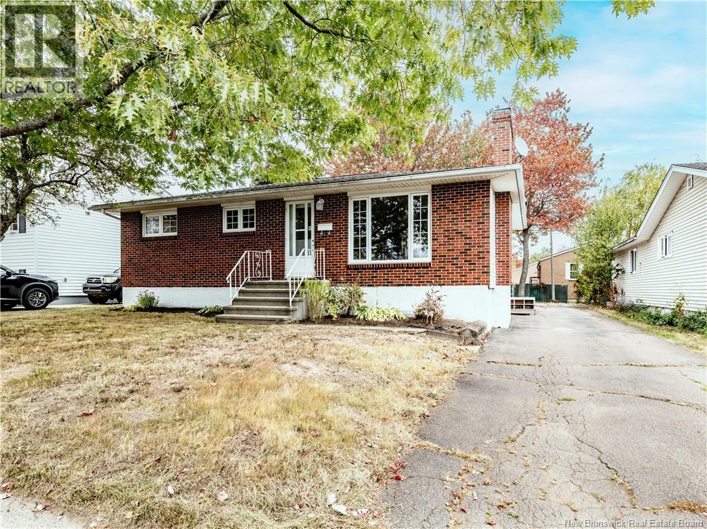 83 Whitney, Moncton, New Brunswick  E1C 8C5 - Photo 1 - NB127256