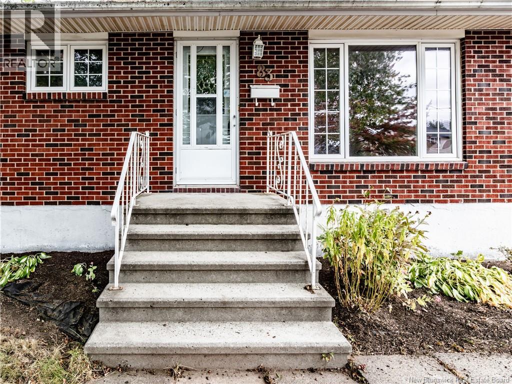 83 Whitney, Moncton, New Brunswick  E1C 8C5 - Photo 3 - NB127256