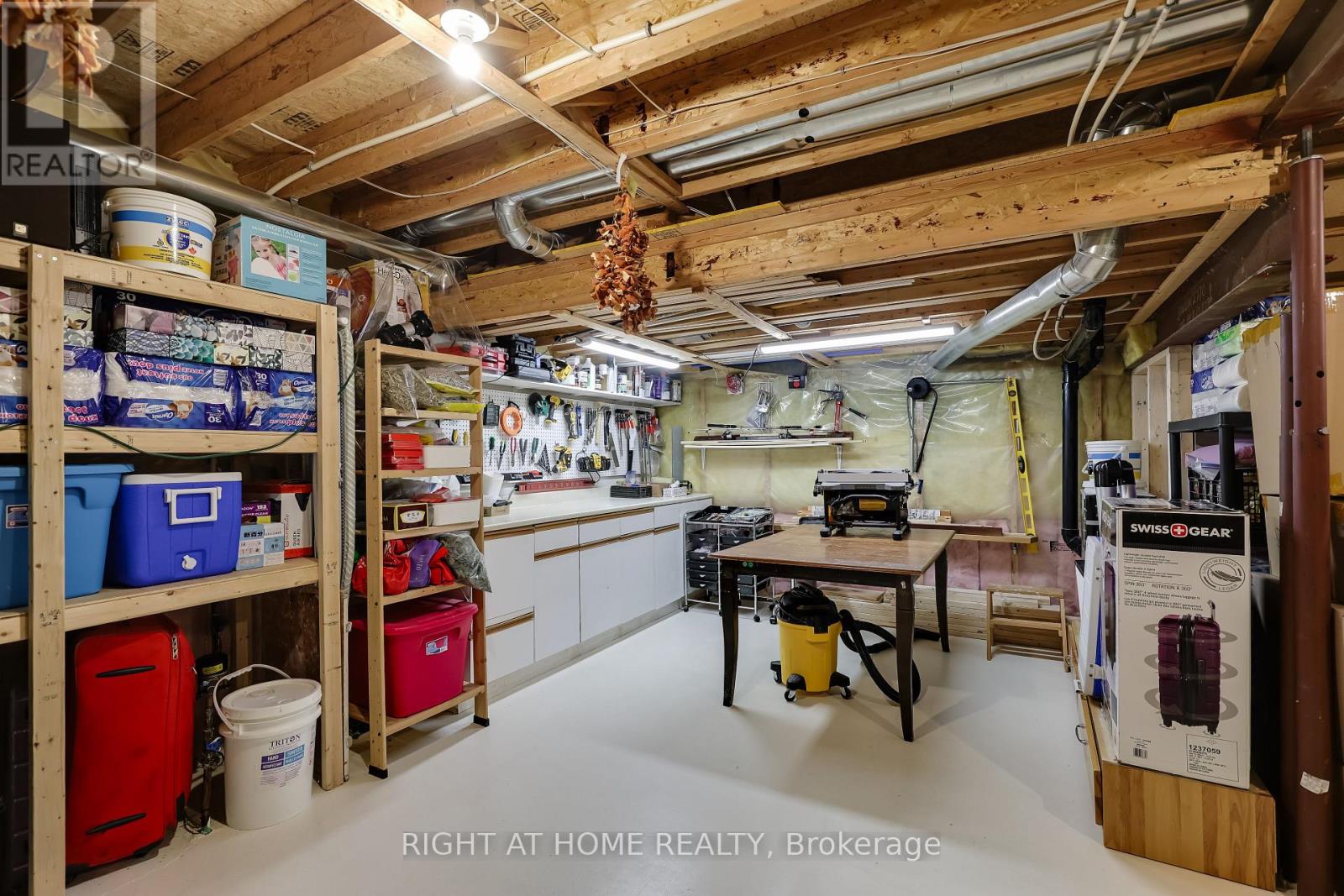 60 Mersey Drive, Ottawa, Ontario  K2K 3A6 - Photo 47 - X12425213