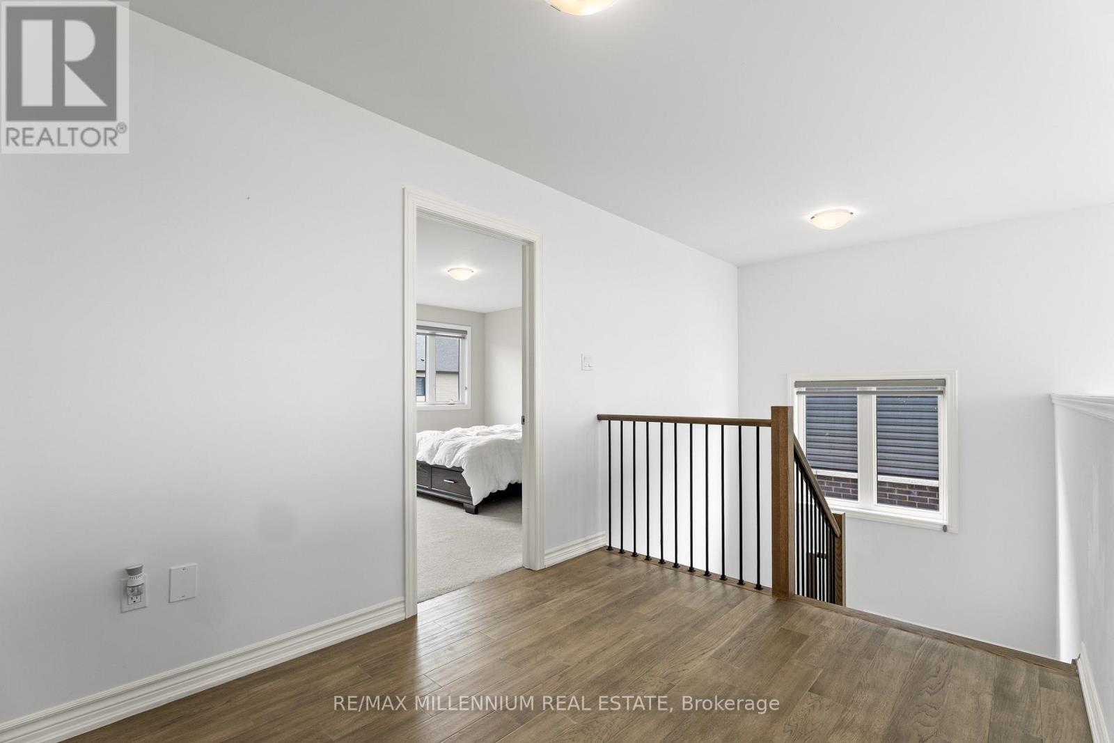 113 Sebastian Street, Blue Mountains, Ontario  N0H 1J0 - Photo 29 - X12229265