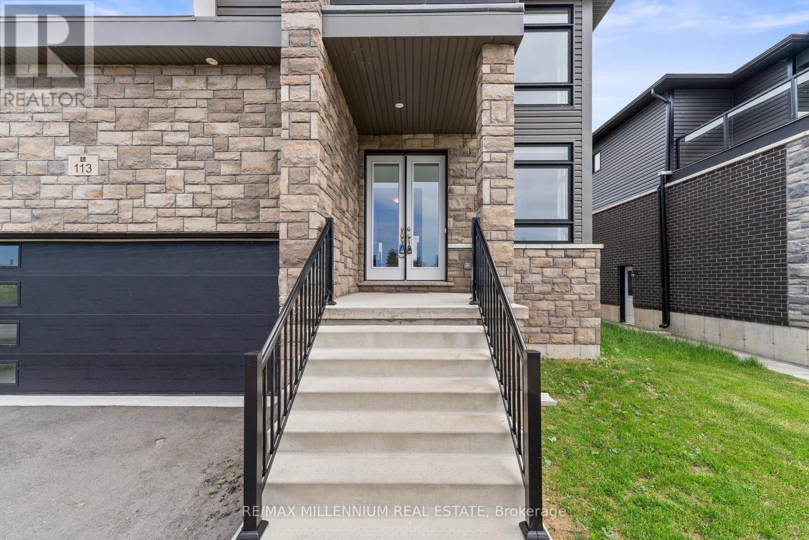 113 Sebastian Street, Blue Mountains, Ontario  N0H 1J0 - Photo 12 - X12229265