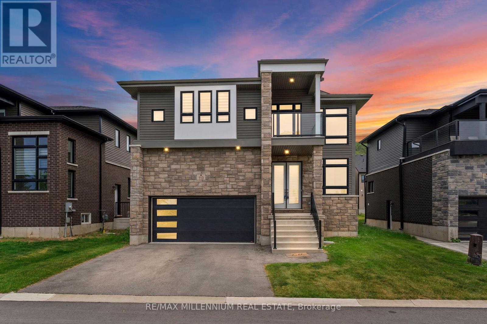113 Sebastian Street, Blue Mountains, Ontario  N0H 1J0 - Photo 1 - X12229265