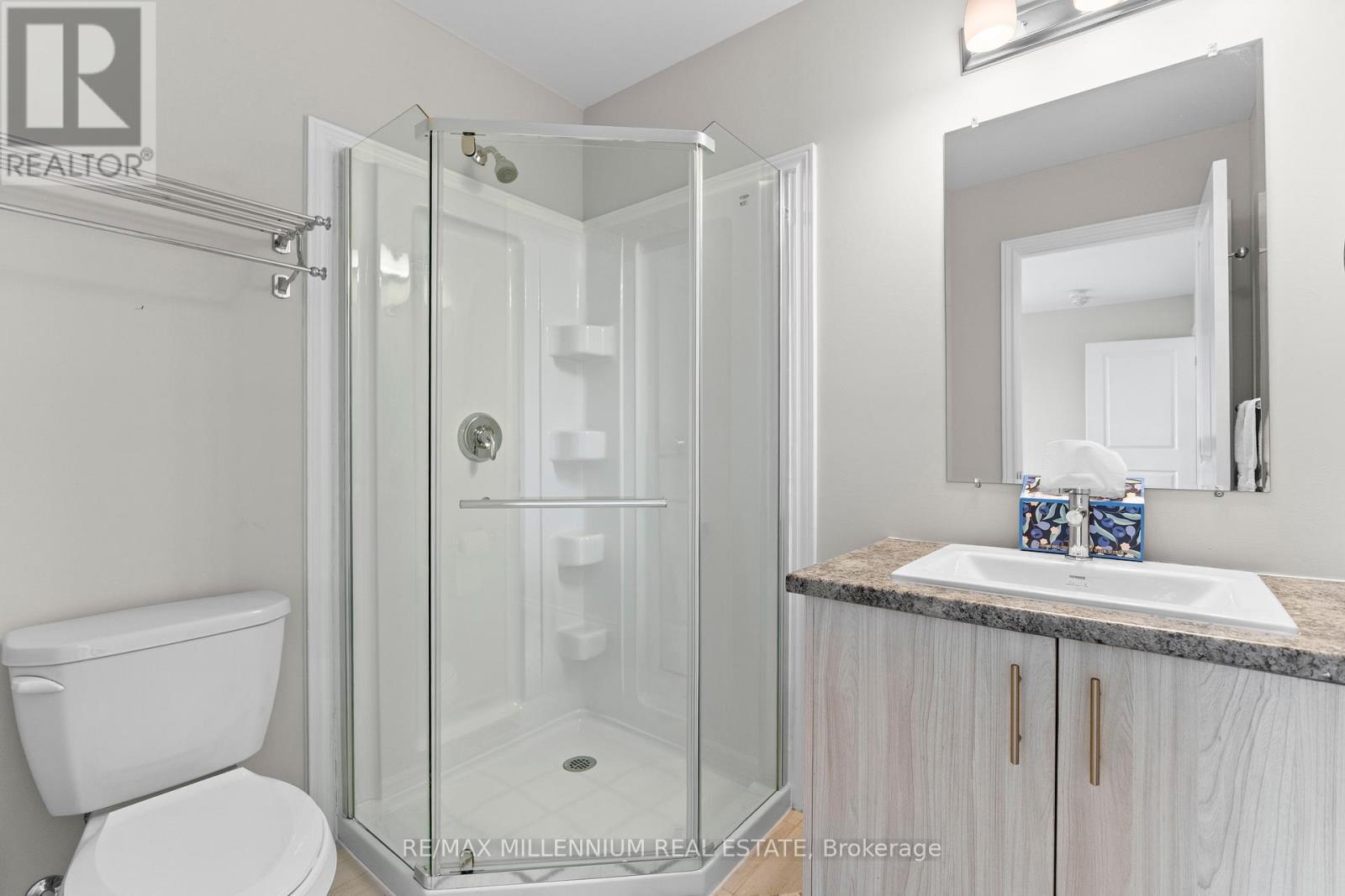 113 Sebastian Street, Blue Mountains, Ontario  N0H 1J0 - Photo 35 - X12229265