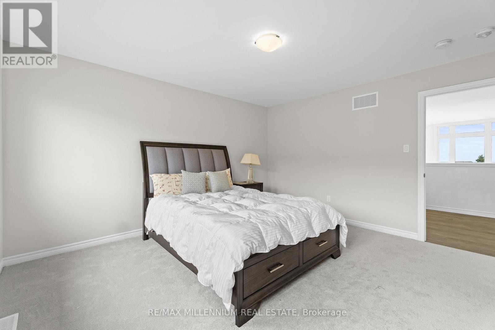 113 Sebastian Street, Blue Mountains, Ontario  N0H 1J0 - Photo 48 - X12229265