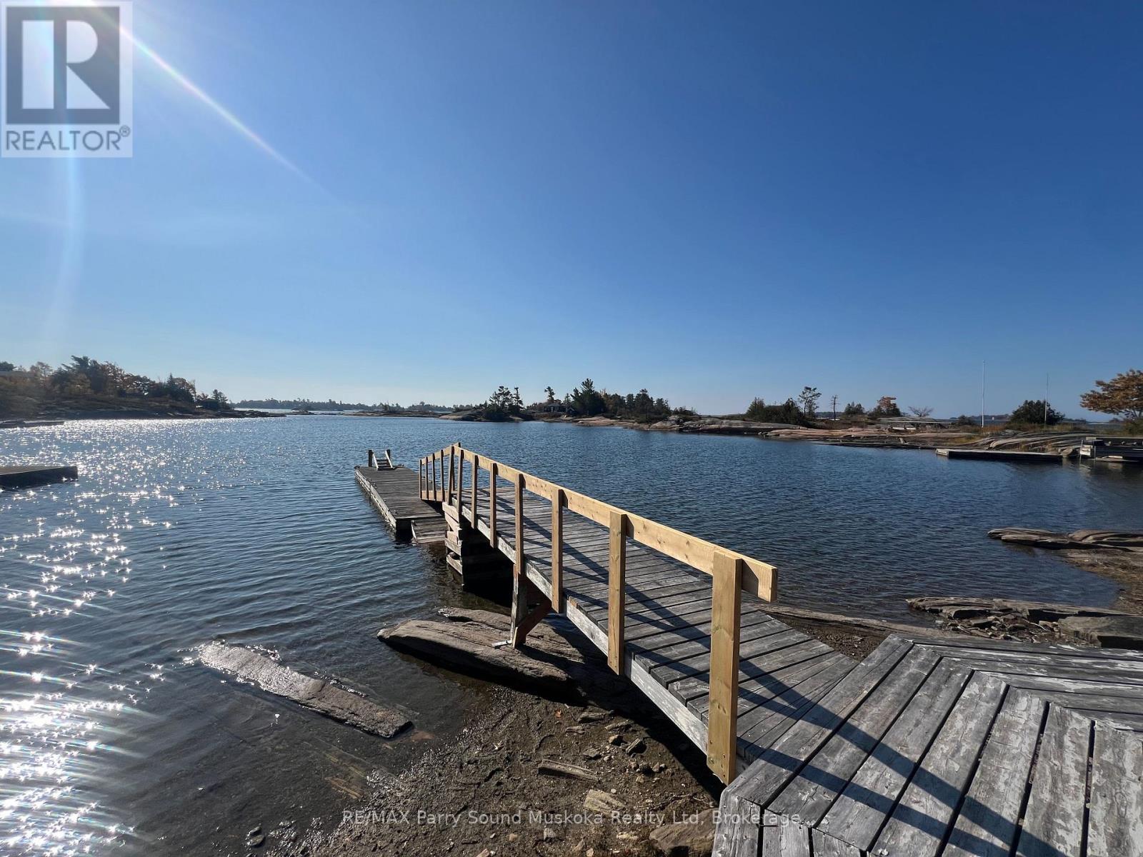 3 Forsyth's Road, Carling, Ontario  P0G 1G0 - Photo 5 - X12259043