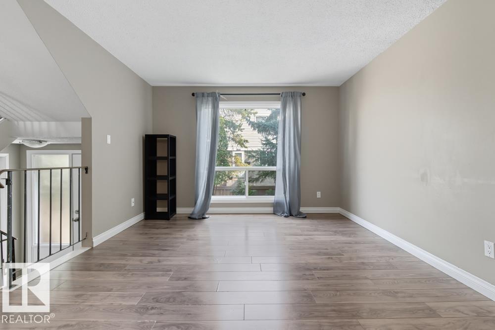 849 Erin Pl Nw, Edmonton, Alberta  T5T 1M6 - Photo 5 - E4459364