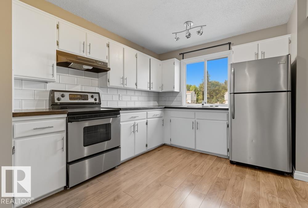 849 Erin Pl Nw, Edmonton, Alberta  T5T 1M6 - Photo 8 - E4459364