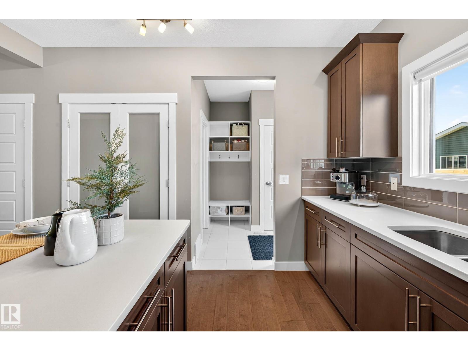 2335 70 St Sw, Edmonton, Alberta  T6X 1Z2 - Photo 4 - E4459365