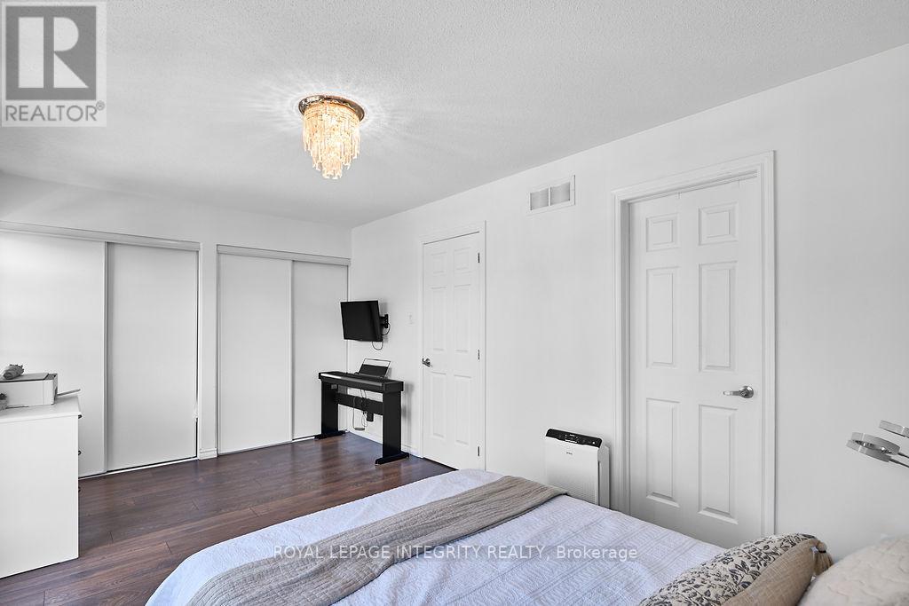 114 Battersea Crescent, Ottawa, Ontario  K2T 0C6 - Photo 31 - X12425354