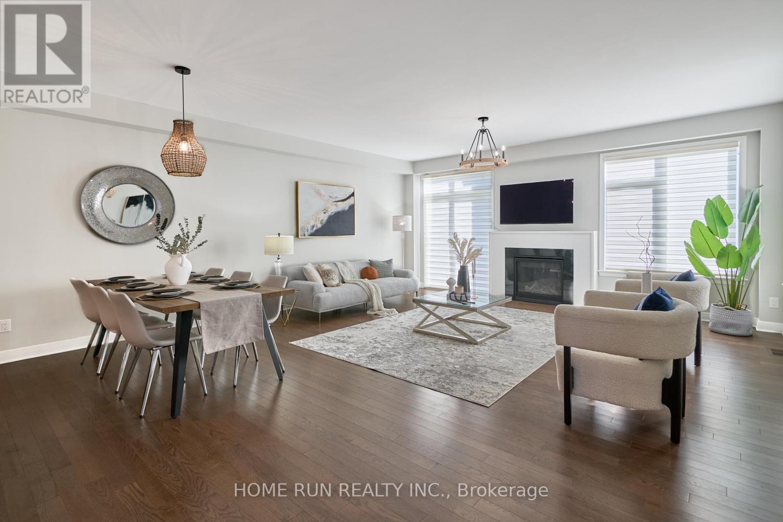 82 Michael Stoqua Street, Ottawa, Ontario  K1K 5A2 - Photo 4 - X12425358