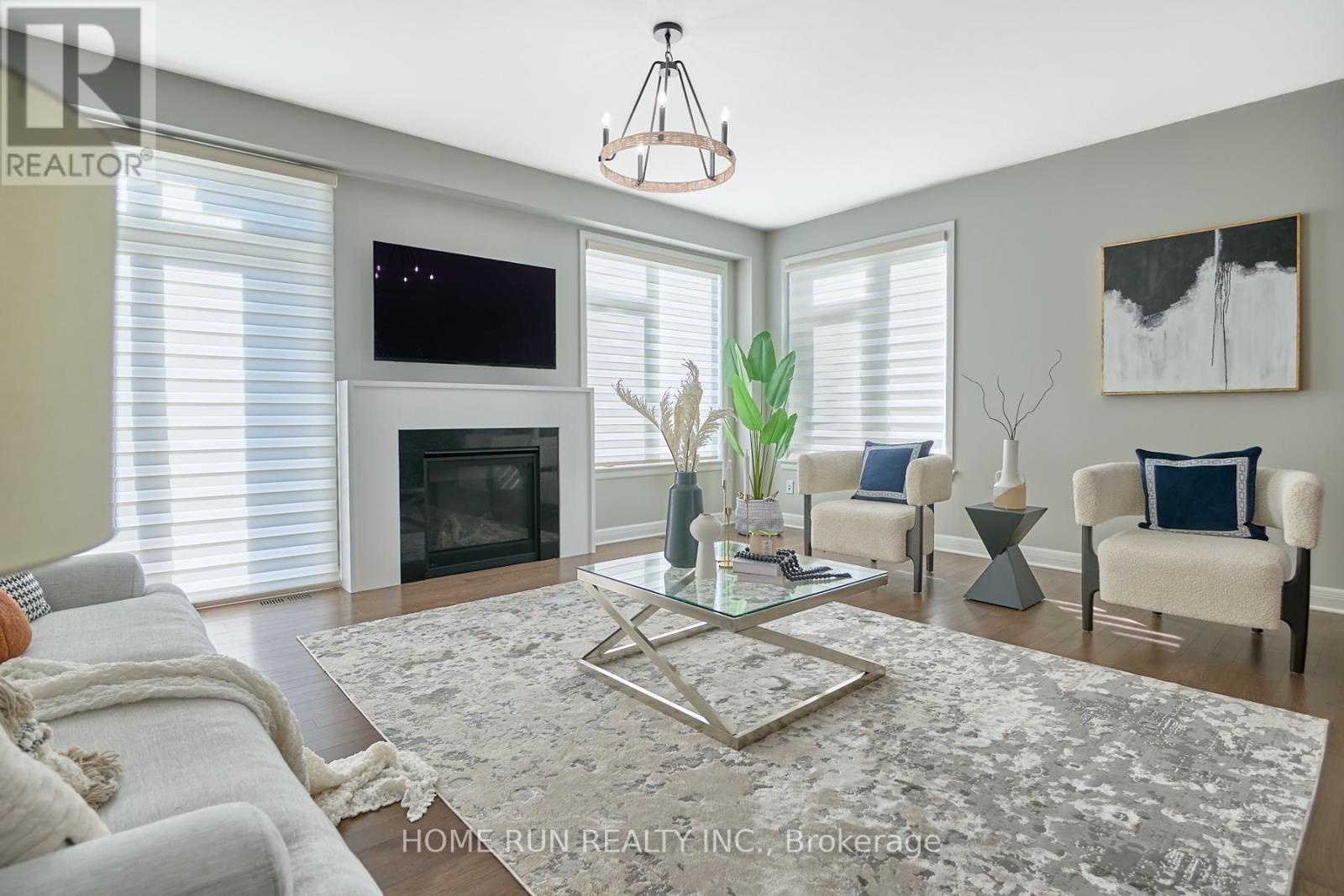 82 Michael Stoqua Street, Ottawa, Ontario  K1K 5A2 - Photo 8 - X12425358