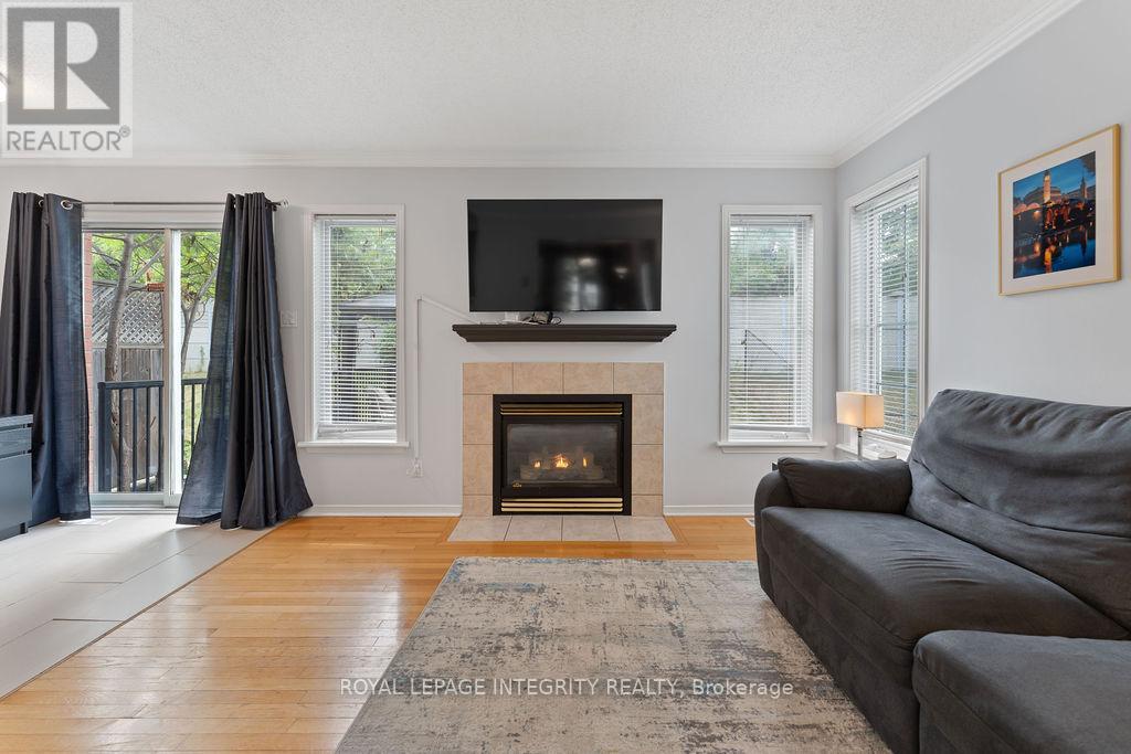 105 Bishops Mills Way, Ottawa, Ontario  K2K 3C2 - Photo 11 - X12425375