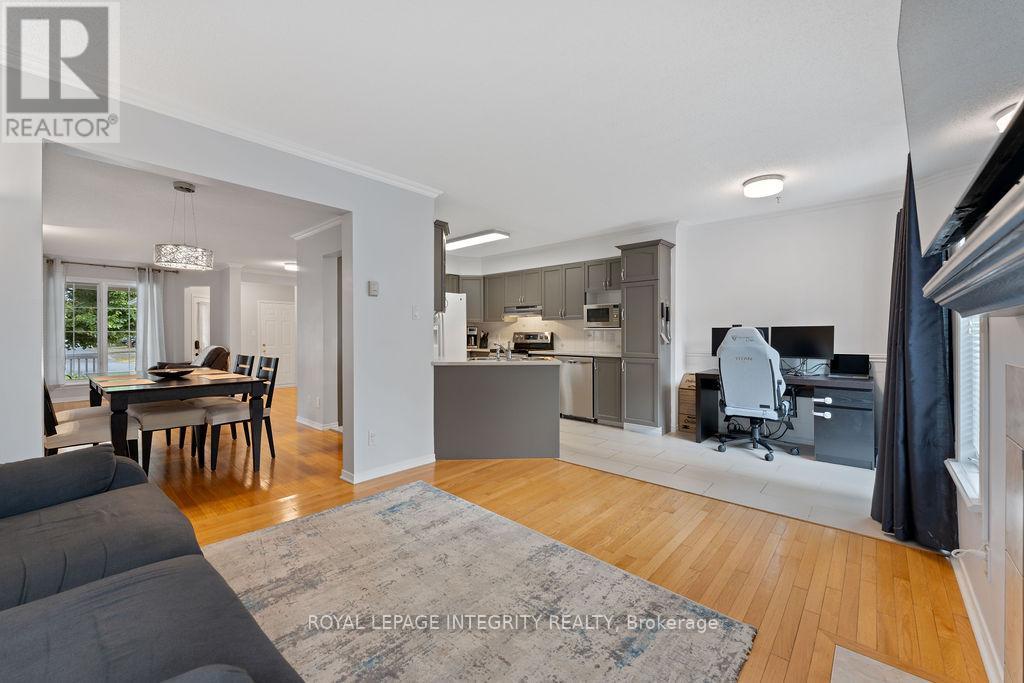 105 Bishops Mills Way, Ottawa, Ontario  K2K 3C2 - Photo 13 - X12425375