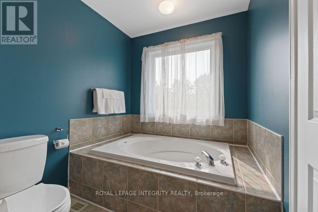 105 Bishops Mills Way, Ottawa, Ontario  K2K 3C2 - Photo 22 - X12425375
