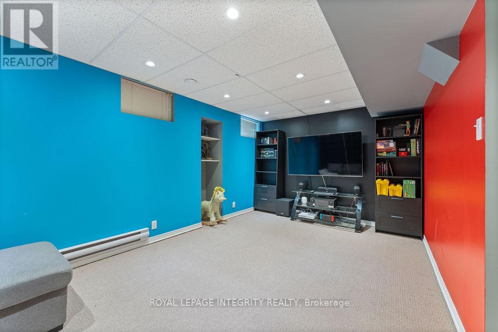 105 Bishops Mills Way, Ottawa, Ontario  K2K 3C2 - Photo 31 - X12425375