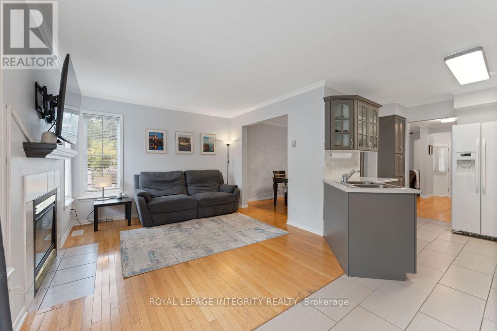 105 Bishops Mills Way, Ottawa, Ontario  K2K 3C2 - Photo 8 - X12425375