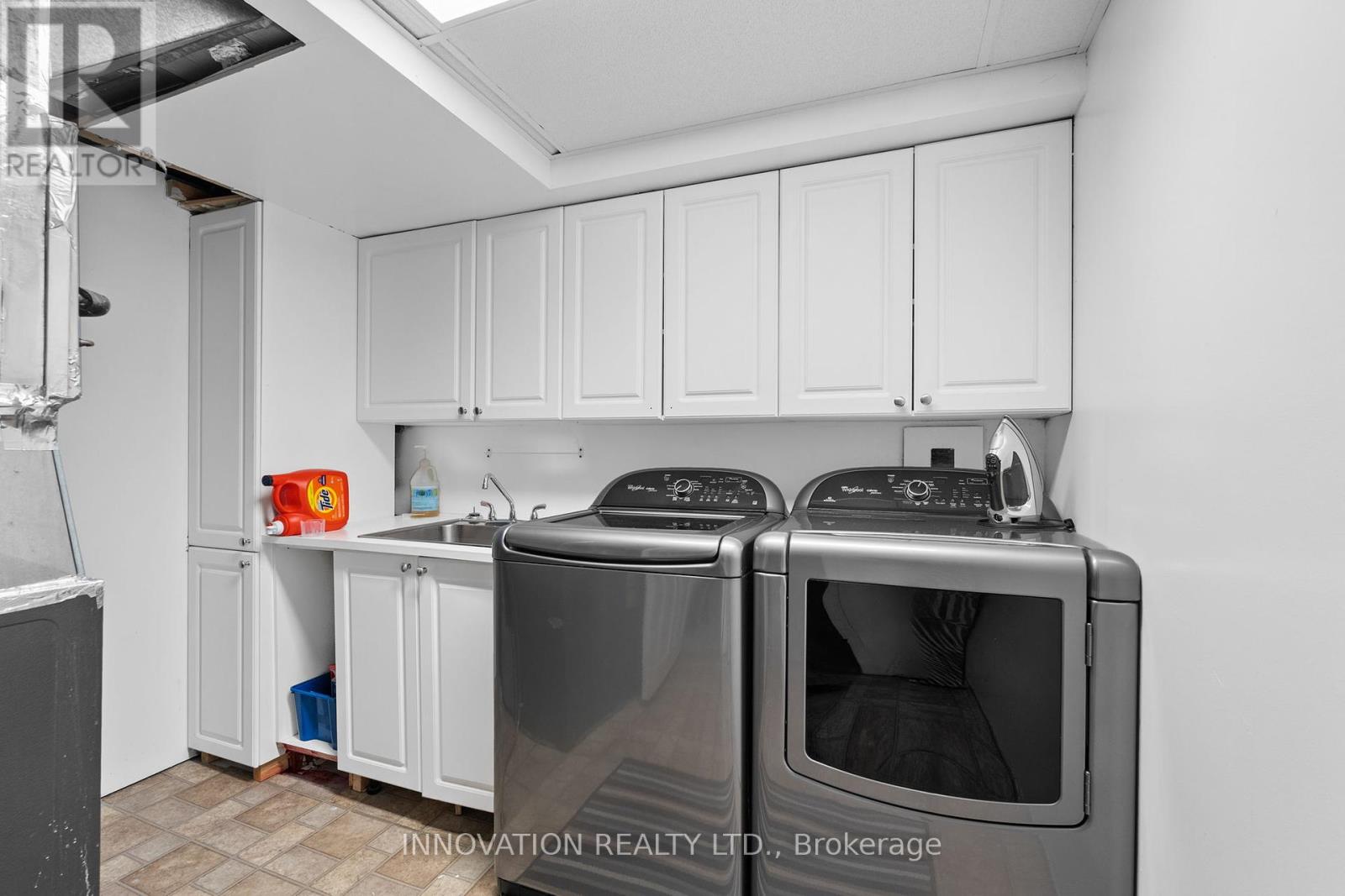 39 Furlong Crescent, Ottawa, Ontario  K2M 2J1 - Photo 30 - X12425400