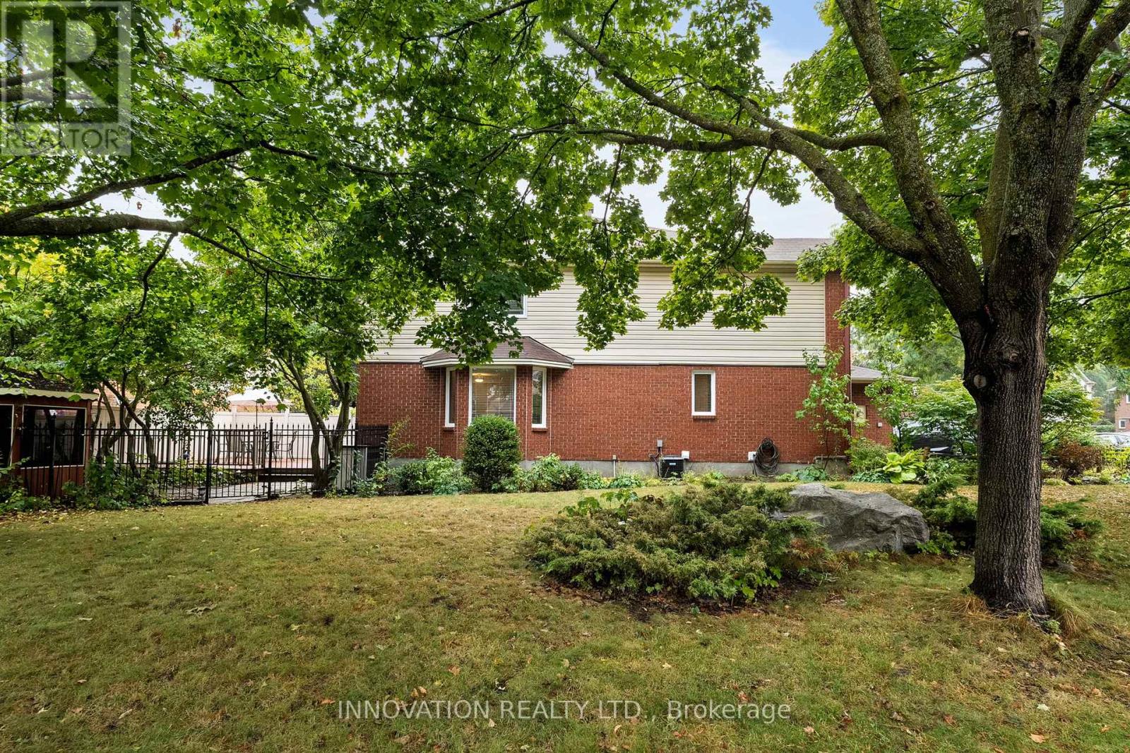 39 Furlong Crescent, Ottawa, Ontario  K2M 2J1 - Photo 35 - X12425400