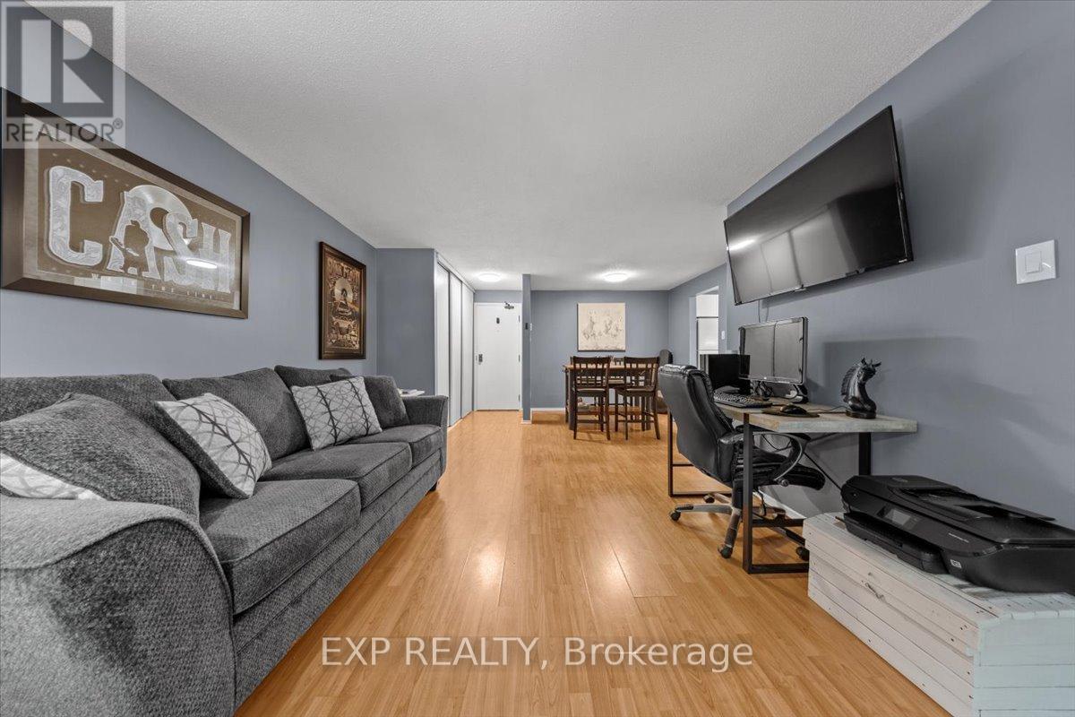 316 - 6434 Bilberry Drive, Ottawa, Ontario  K1C 4P5 - Photo 12 - X12425411