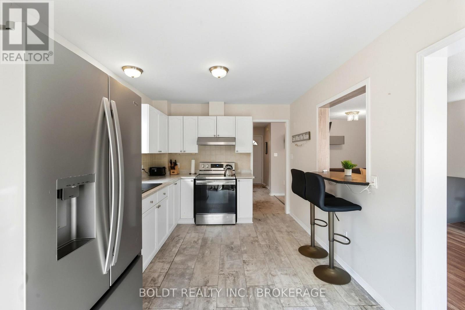 10 Jordan Court, St. Catharines, Ontario  L2N 7R3 - Photo 14 - X12425392