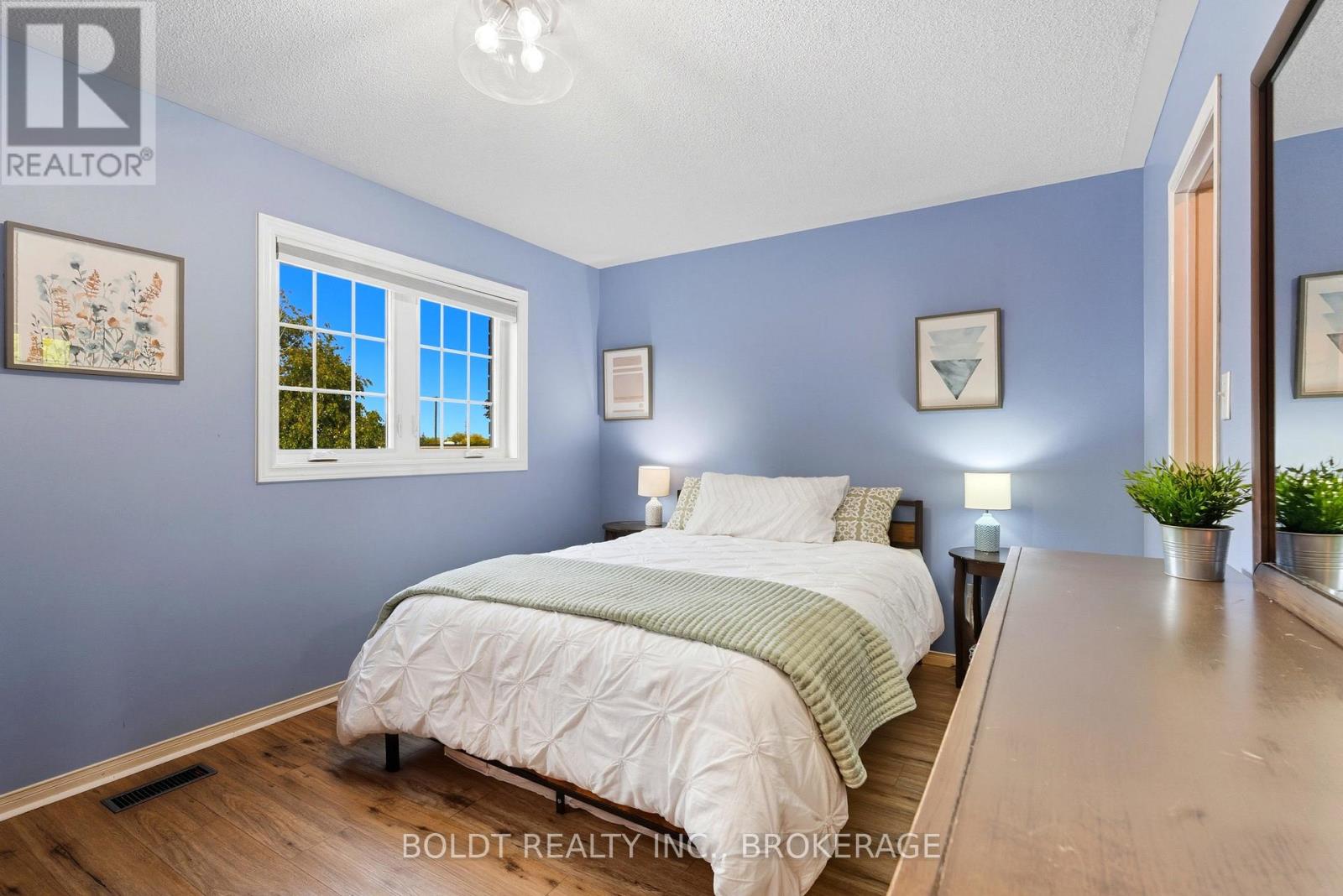 10 Jordan Court, St. Catharines, Ontario  L2N 7R3 - Photo 17 - X12425392