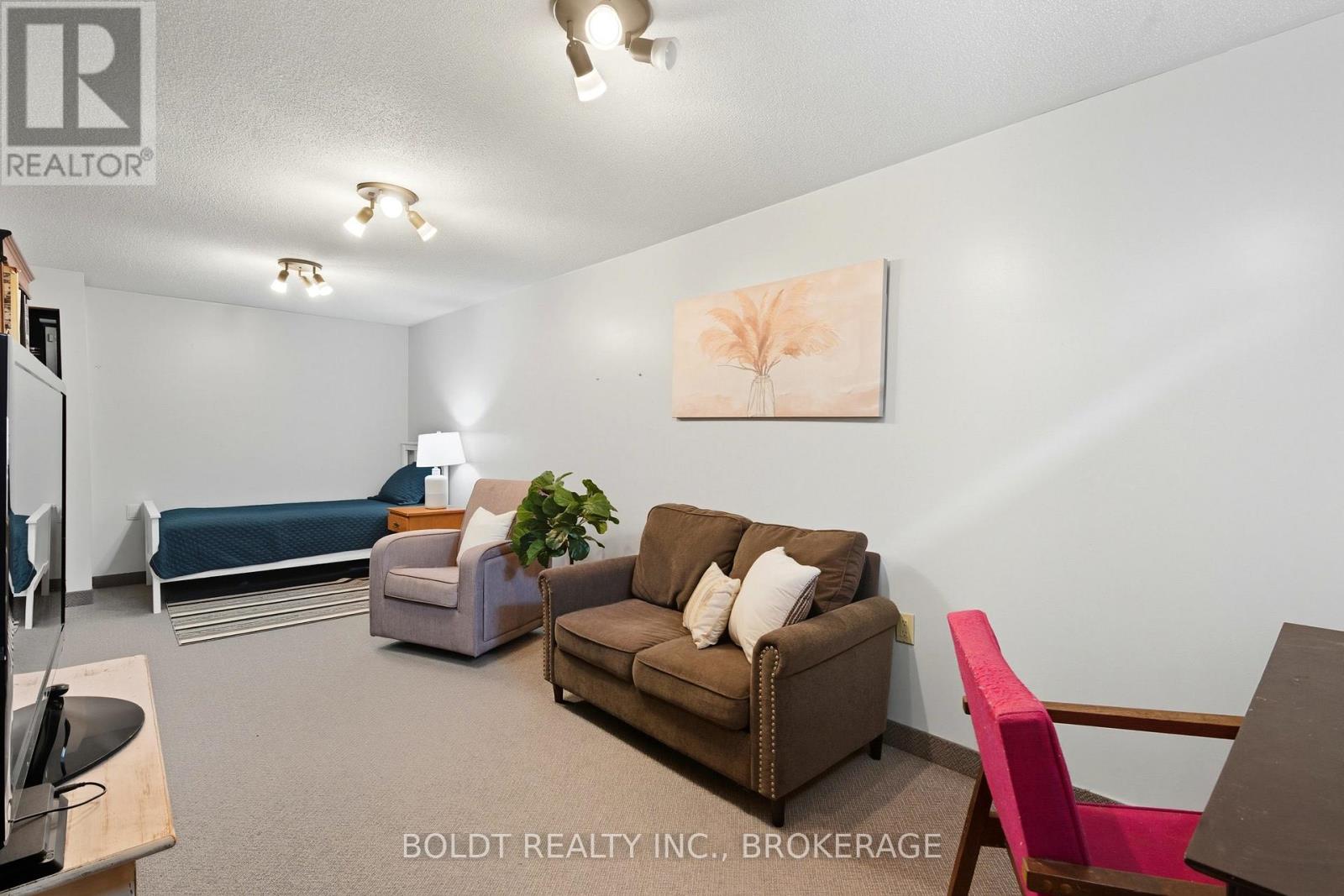 10 Jordan Court, St. Catharines, Ontario  L2N 7R3 - Photo 30 - X12425392