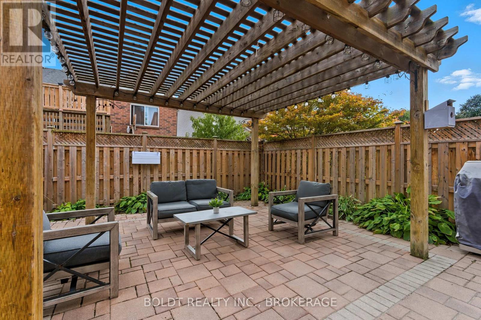 10 Jordan Court, St. Catharines, Ontario  L2N 7R3 - Photo 35 - X12425392