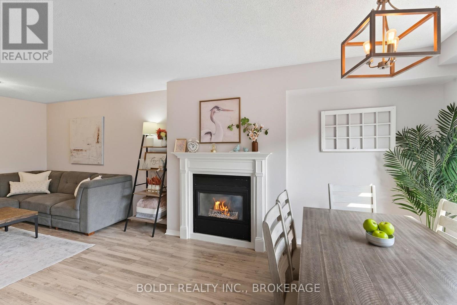 10 Jordan Court, St. Catharines, Ontario  L2N 7R3 - Photo 9 - X12425392