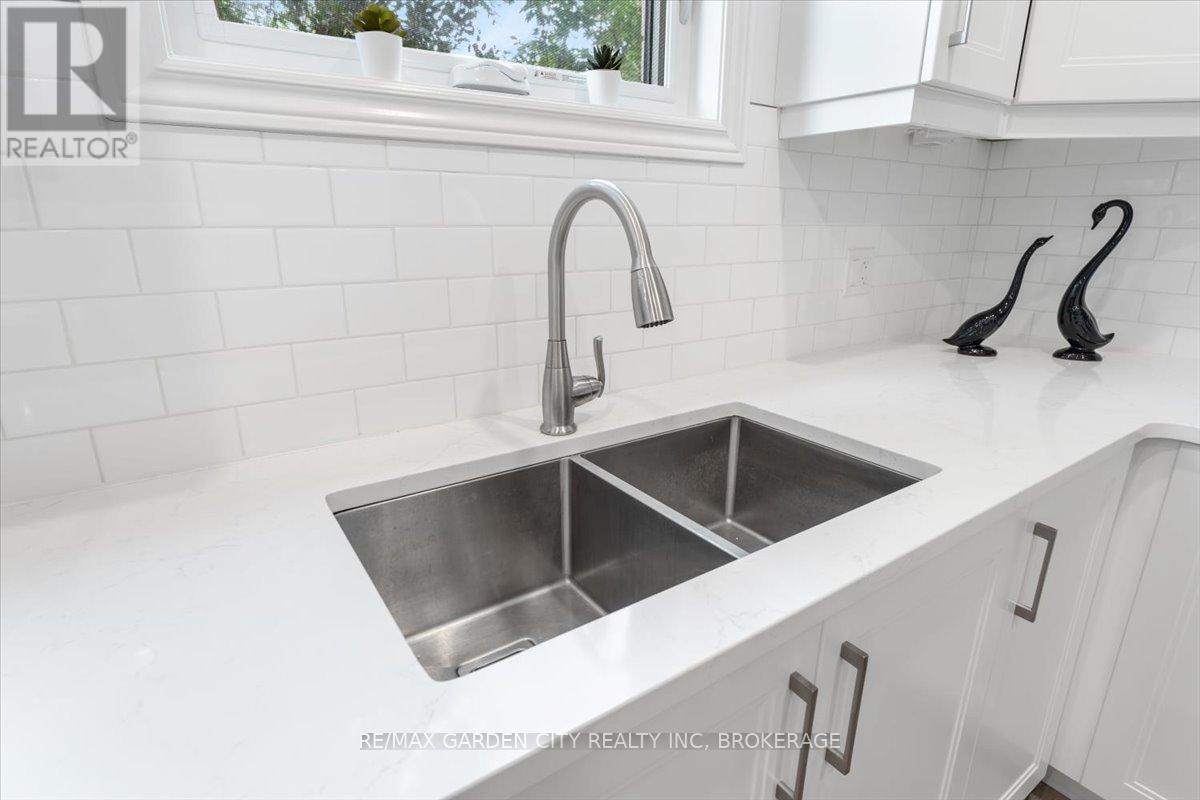 7 Aspen Common, St. Catharines, Ontario  L2S 2B3 - Photo 11 - X12425402
