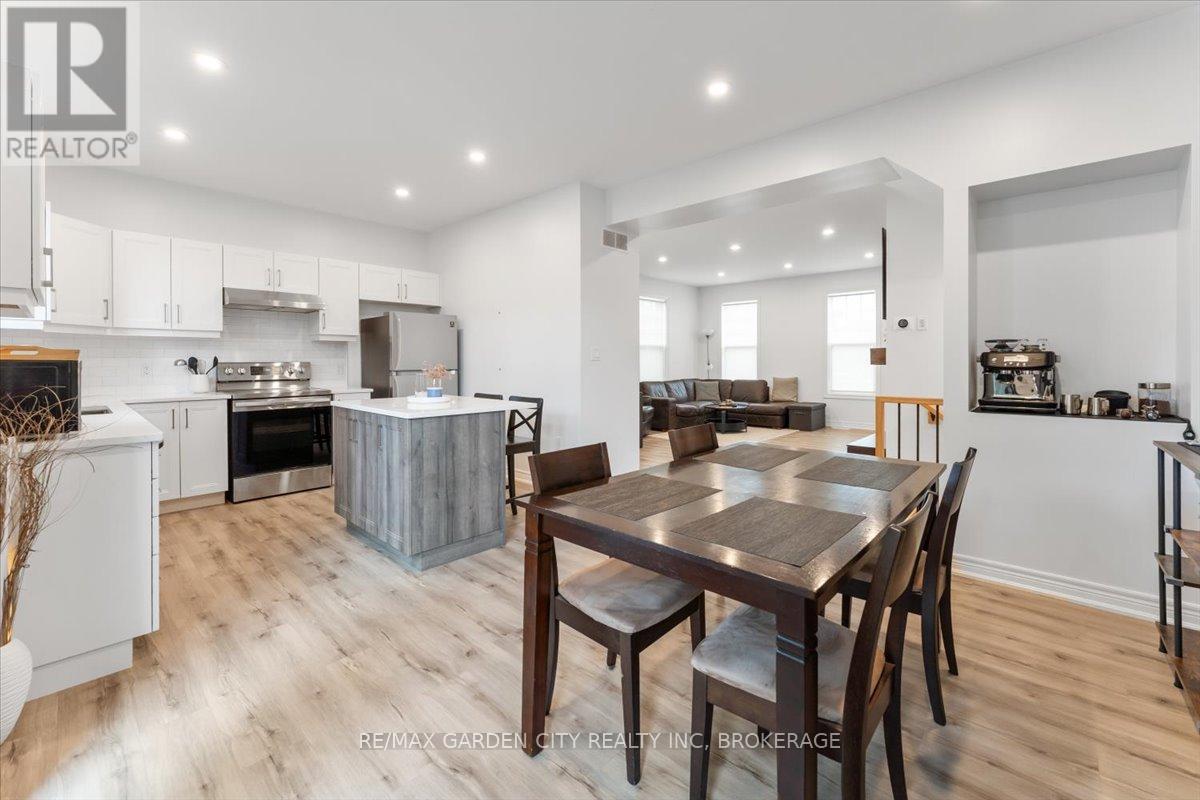 7 Aspen Common, St. Catharines, Ontario  L2S 2B3 - Photo 14 - X12425402