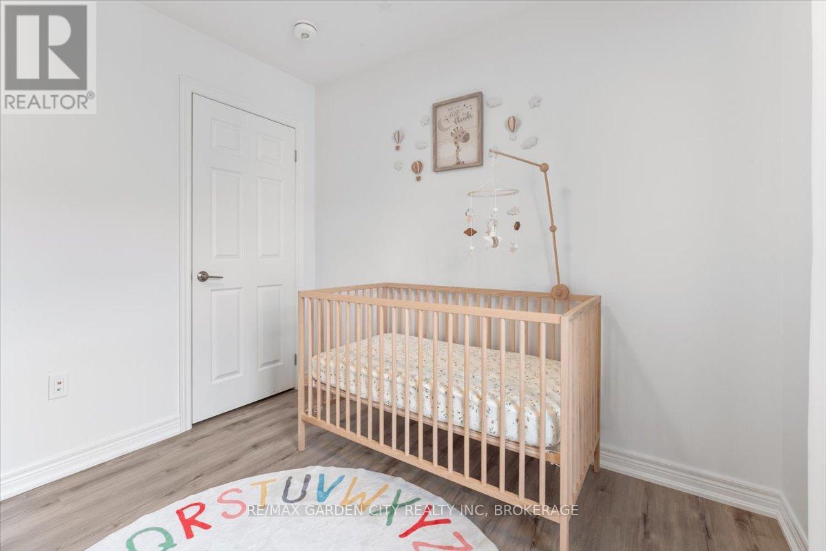 7 Aspen Common, St. Catharines, Ontario  L2S 2B3 - Photo 22 - X12425402