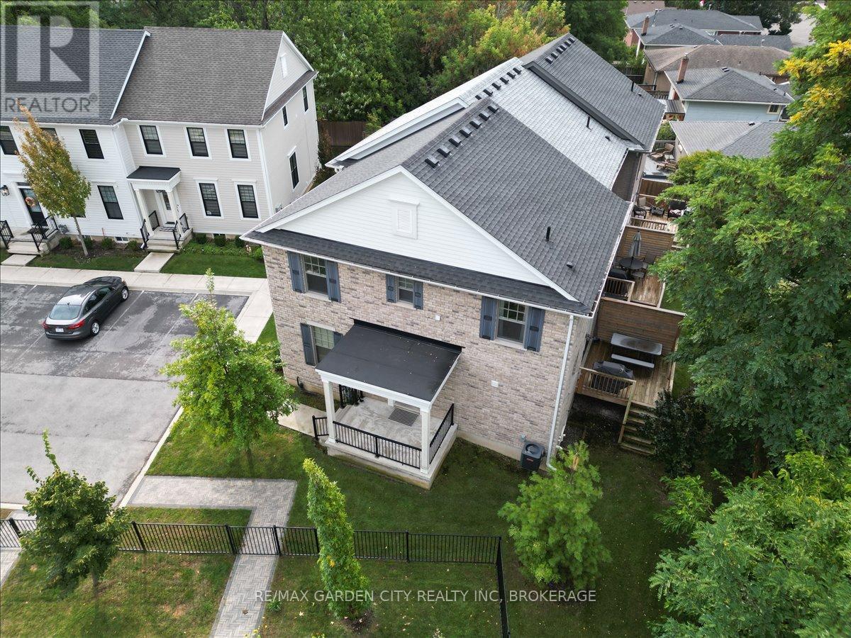 7 Aspen Common, St. Catharines, Ontario  L2S 2B3 - Photo 34 - X12425402