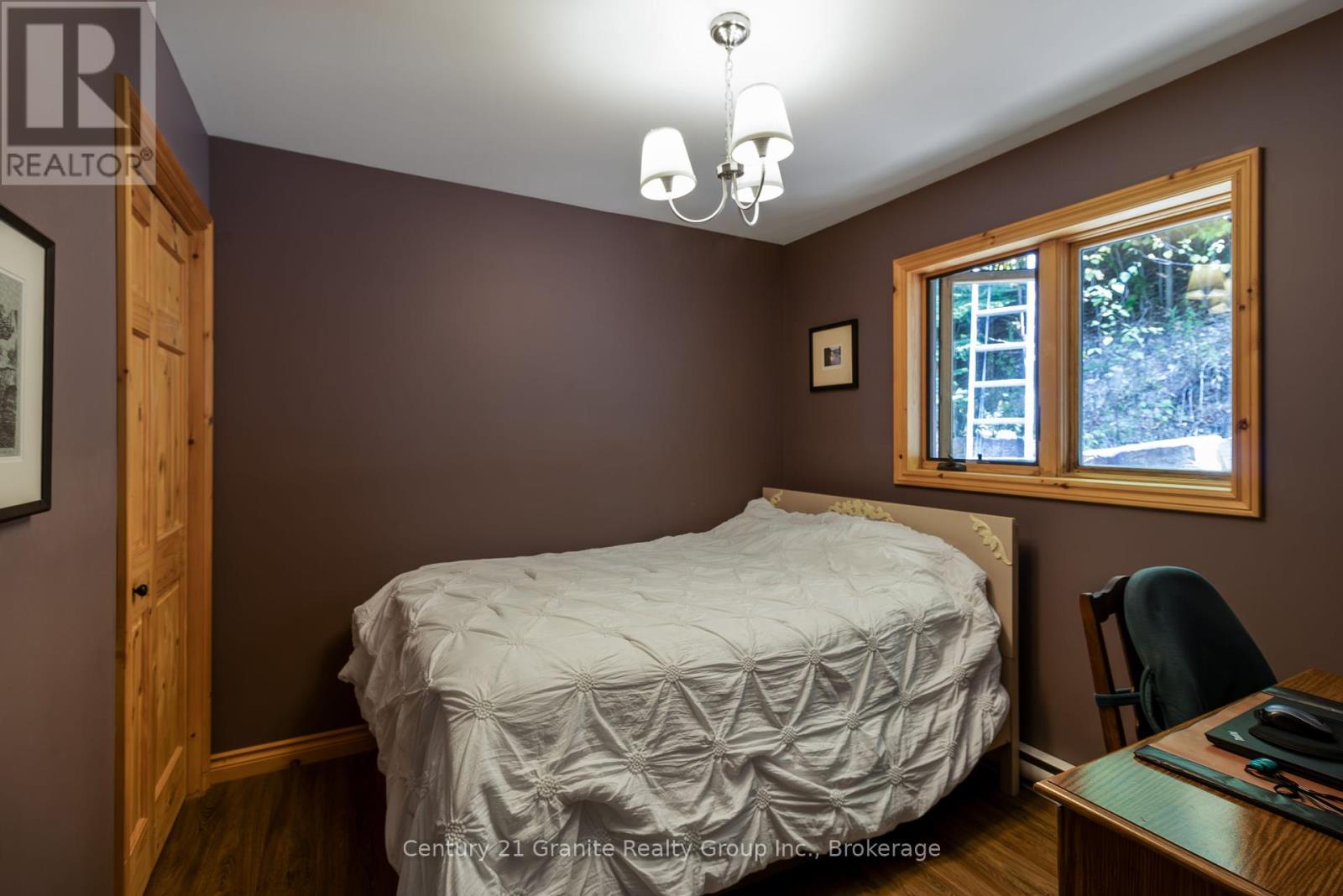 1219 Marathon Drive, Minden Hills, Ontario  K0M 2K0 - Photo 16 - X12425399