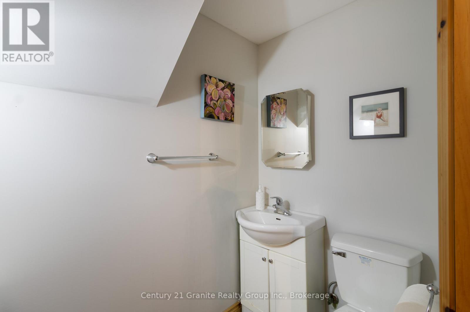 1219 Marathon Drive, Minden Hills, Ontario  K0M 2K0 - Photo 24 - X12425399