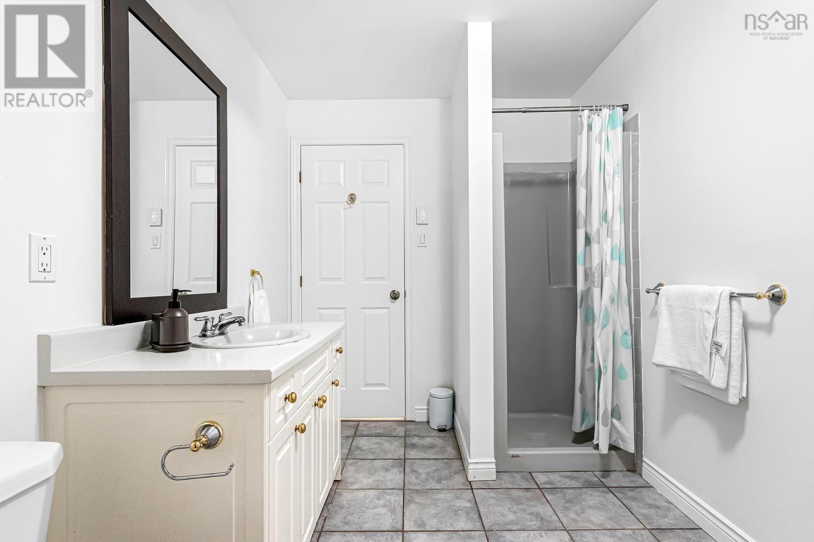 124 Fenerty Road, Middle Sackville, Nova Scotia  B4E 3B1 - Photo 32 - 202522863