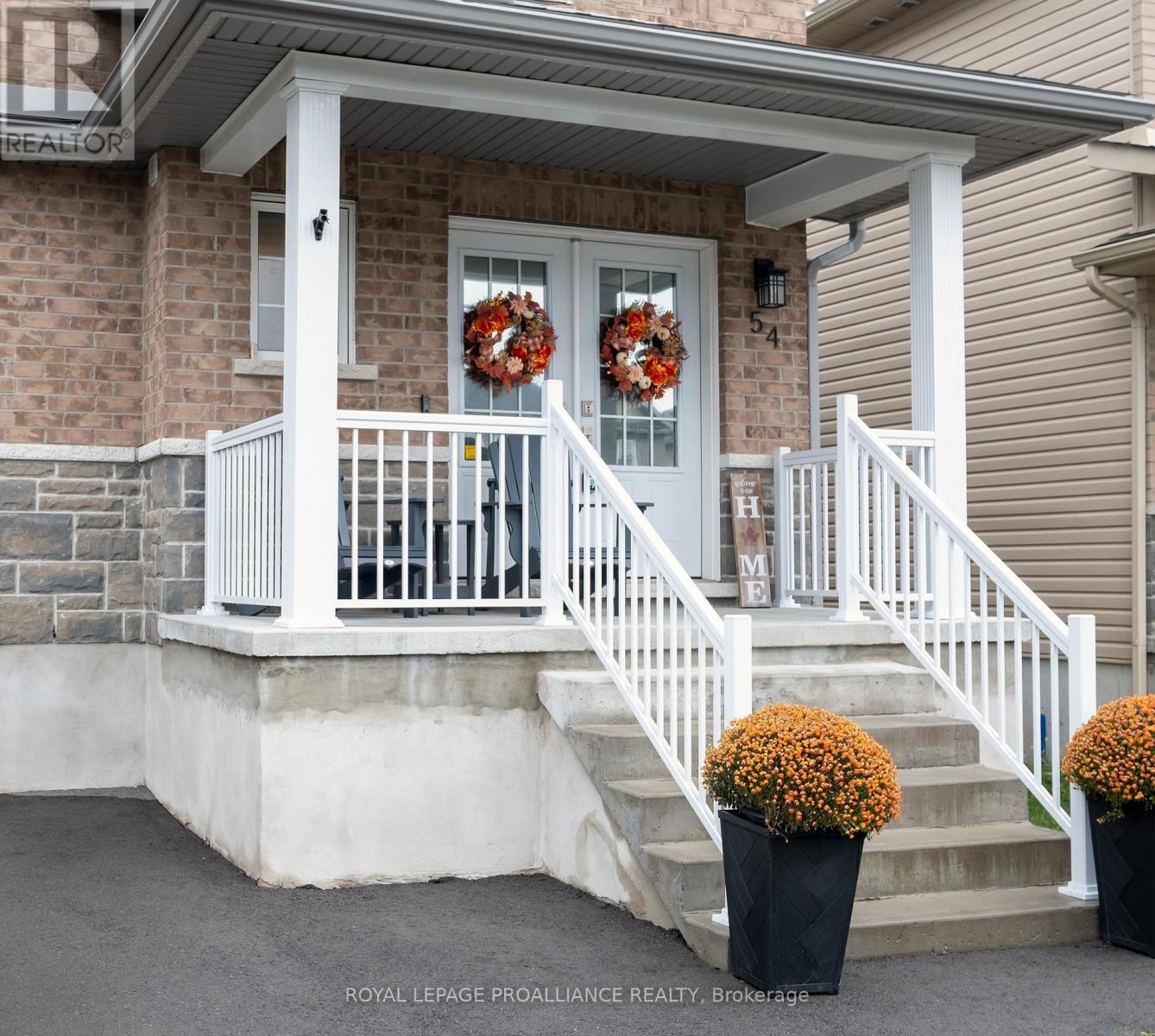54 Brennan Crescent, Loyalist (Odessa), Ontario  K0H 2H0 - Photo 2 - X12425405