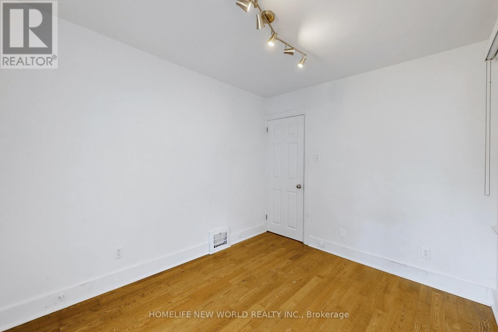 14 Franklin Avenue, Toronto, Ontario  M2N 1B6 - Photo 13 - C12425361