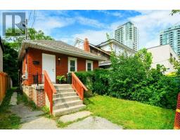14 Franklin Avenue, Toronto (Lansing-Westgate), Ca