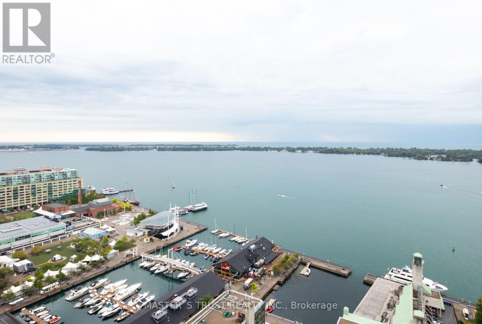 706 - 270 Queens Quay W, Toronto, Ontario  M5J 2N4 - Photo 18 - C12425365