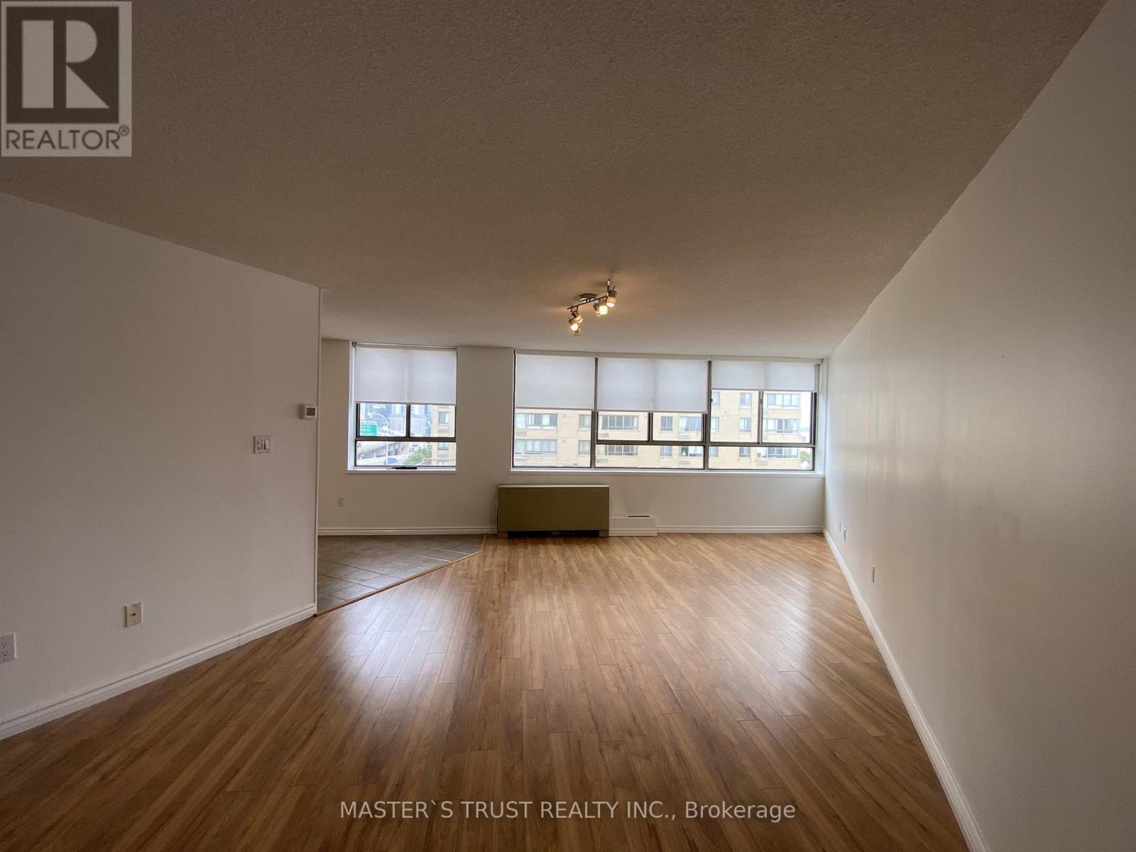 706 - 270 Queens Quay W, Toronto, Ontario  M5J 2N4 - Photo 7 - C12425365