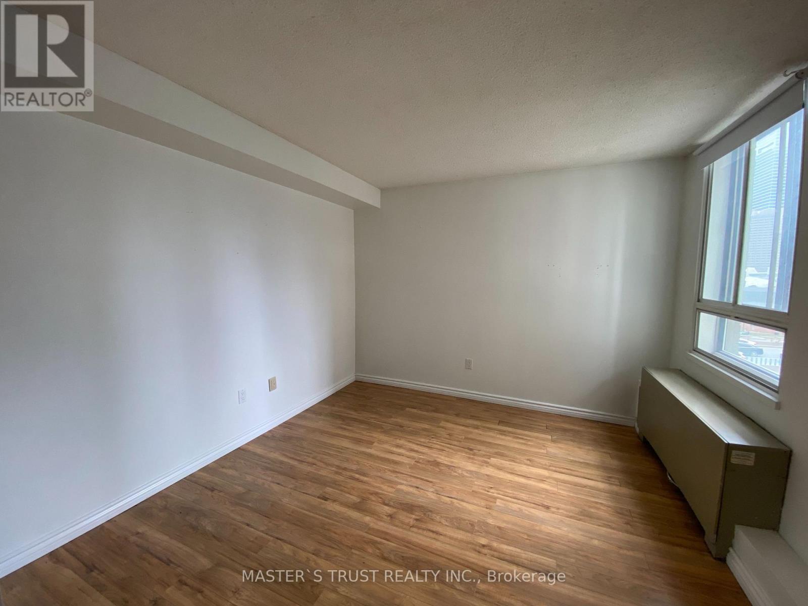 706 - 270 Queens Quay W, Toronto, Ontario  M5J 2N4 - Photo 8 - C12425365