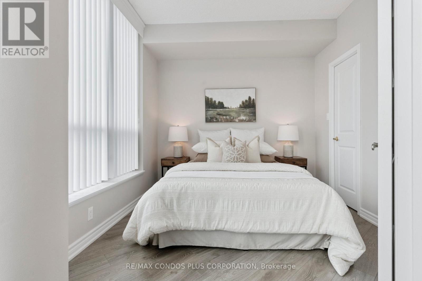 1221 - 230 Queens Quay W, Toronto, Ontario  M5J 2Y7 - Photo 14 - C12425370