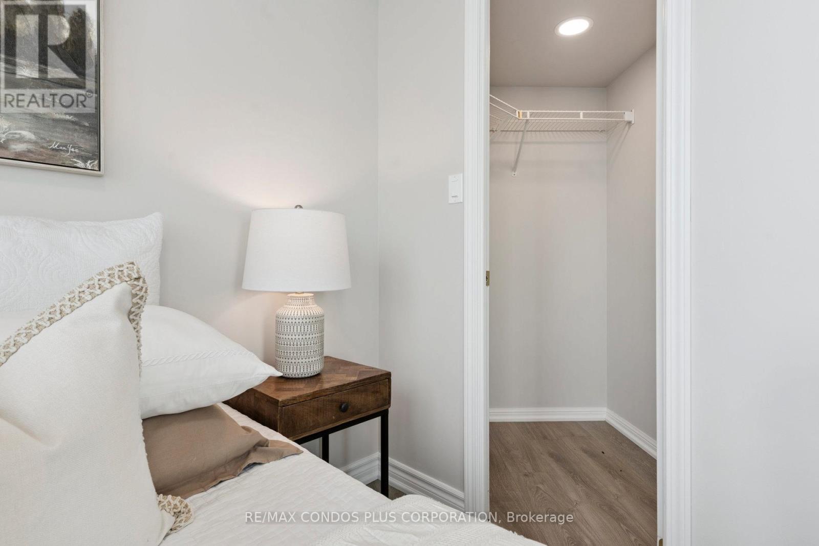 1221 - 230 Queens Quay W, Toronto, Ontario  M5J 2Y7 - Photo 15 - C12425370